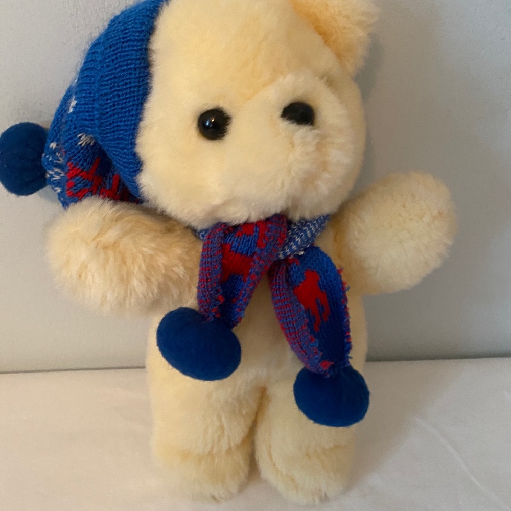 Two small bears